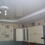 Подвесные потолки в интерьере квартиры: идеи для кухни
