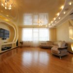 Подвесные потолки в интерьере квартиры: идеи для комнат